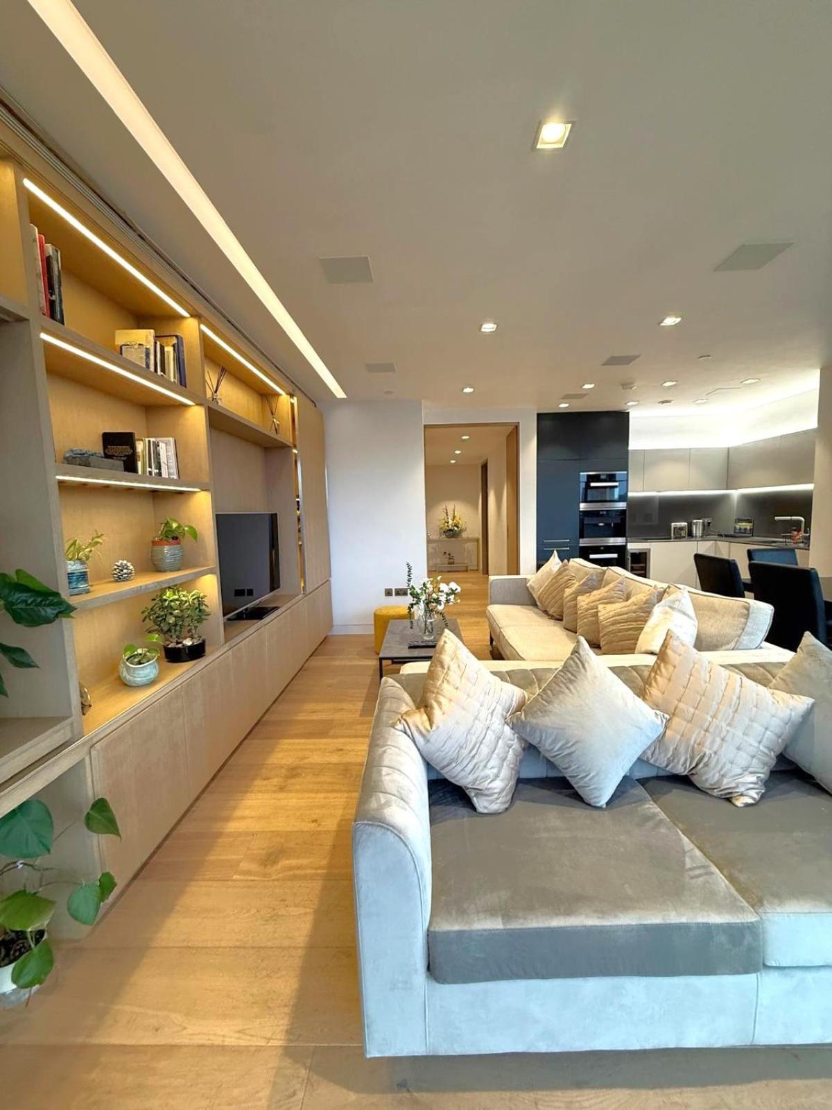 Апартаменты Tower Bridge Amazing View Luxury 3 Beds Лондон