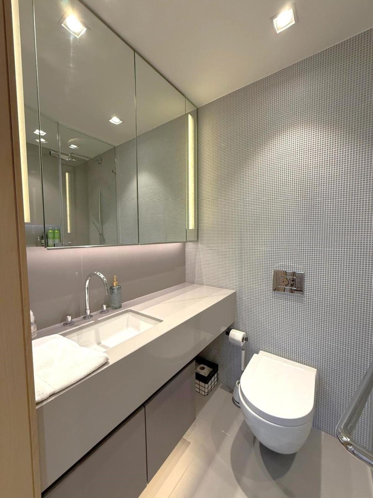 Tower Bridge Amazing View Luxury 3 Beds * Лондон